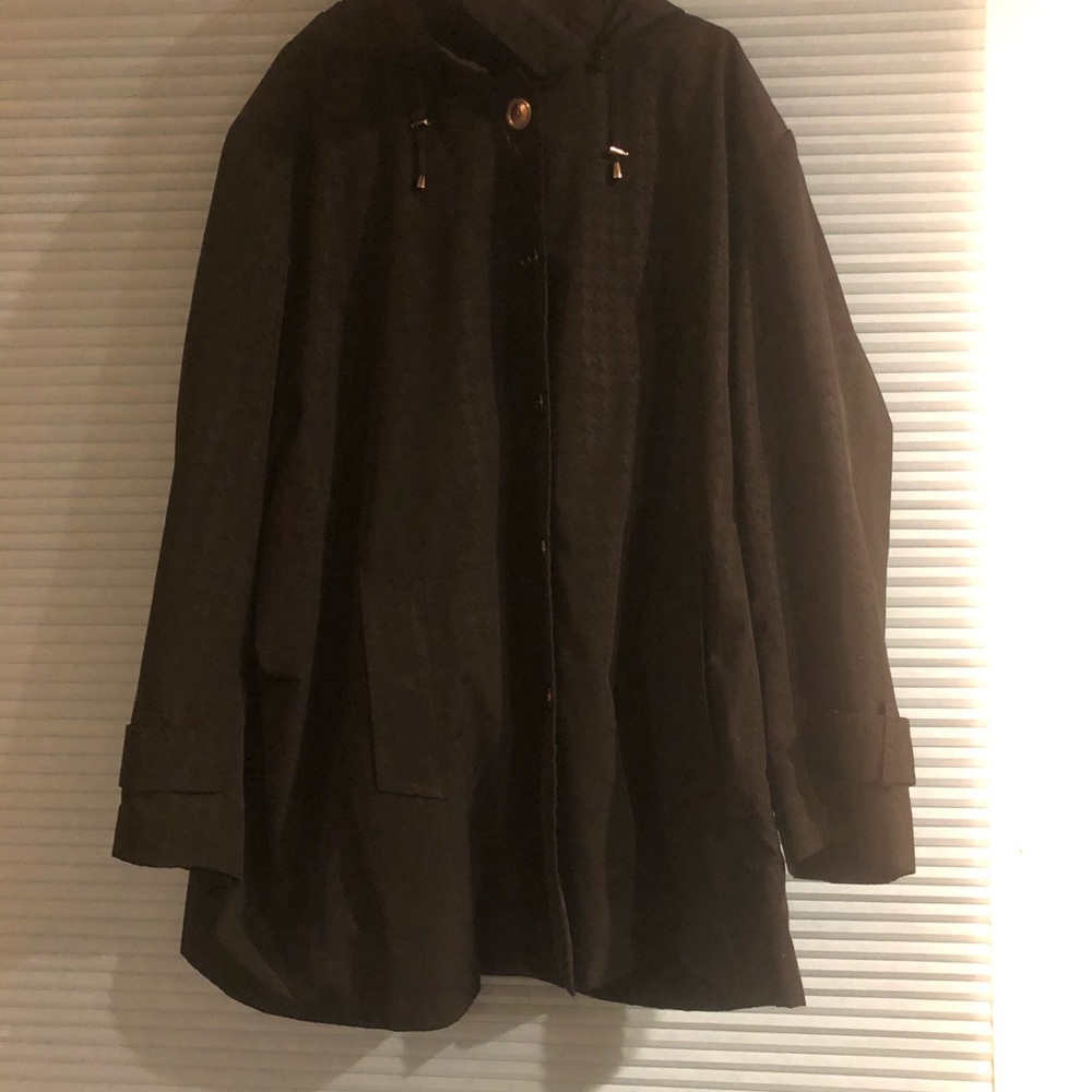 Woman’s plus size jacket